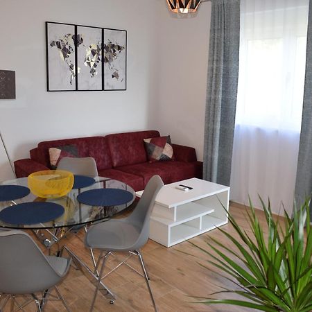 Apartman Oneum Omiš Dış mekan fotoğraf