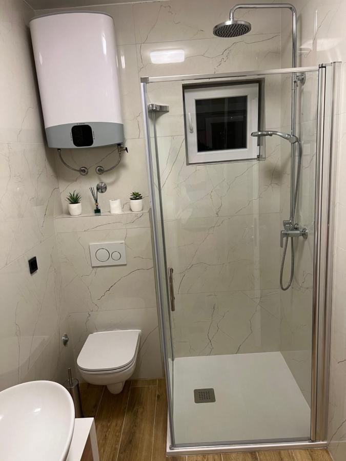 Apartman Oneum Omiš Dış mekan fotoğraf