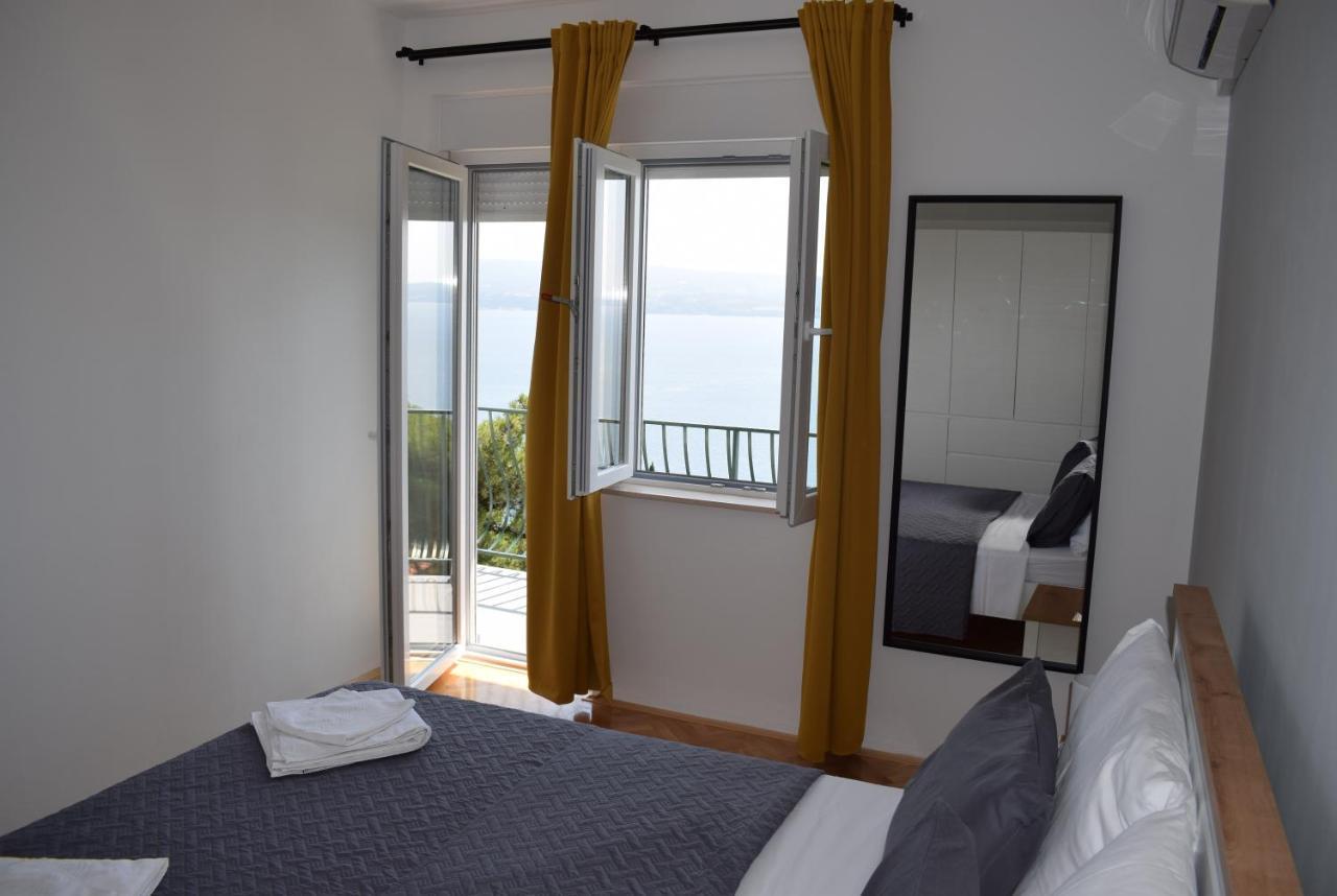 Apartman Oneum Omiš Dış mekan fotoğraf